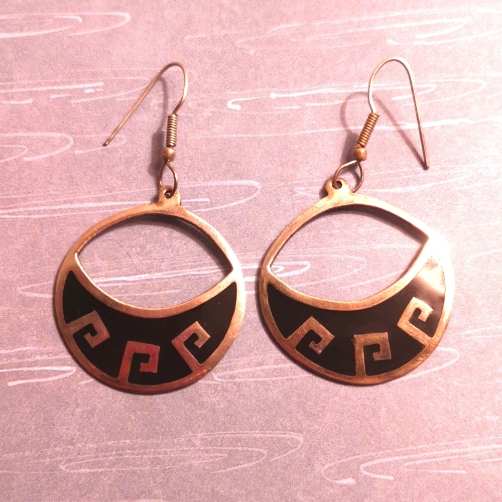 Vintage 1970's Alpaca silver and onyx earrings